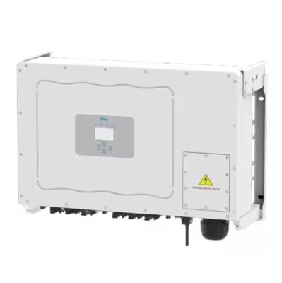 81 κιλά Βάρος 90KW DeyeΤρεις φάσεις στο δίκτυο Ηλιακός μετατροπέας SUN-90K-G03 για αποθήκη της ΕΕ