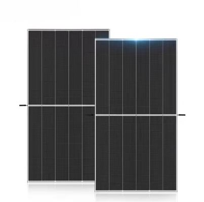 Τεχνολογία μισών κυψελών 585W-605W Μονόκρυσταλλική ηλιακή μονάδα διπλής όψης για βάρος 34,9 κιλά
