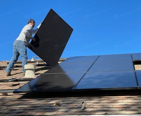 182mmx182mm Μέγεθος κυψελών Ηλιακό πάνελ για ολοκληρωμένη οροφή Router Powerbank Φωτεινός Καναδός