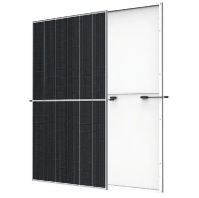 Μονοκρυσταλλικό ηλιακό πάνελ CanadianSolar PERC 645-675W 132 κυψέλες για ηλιακό σύστημα